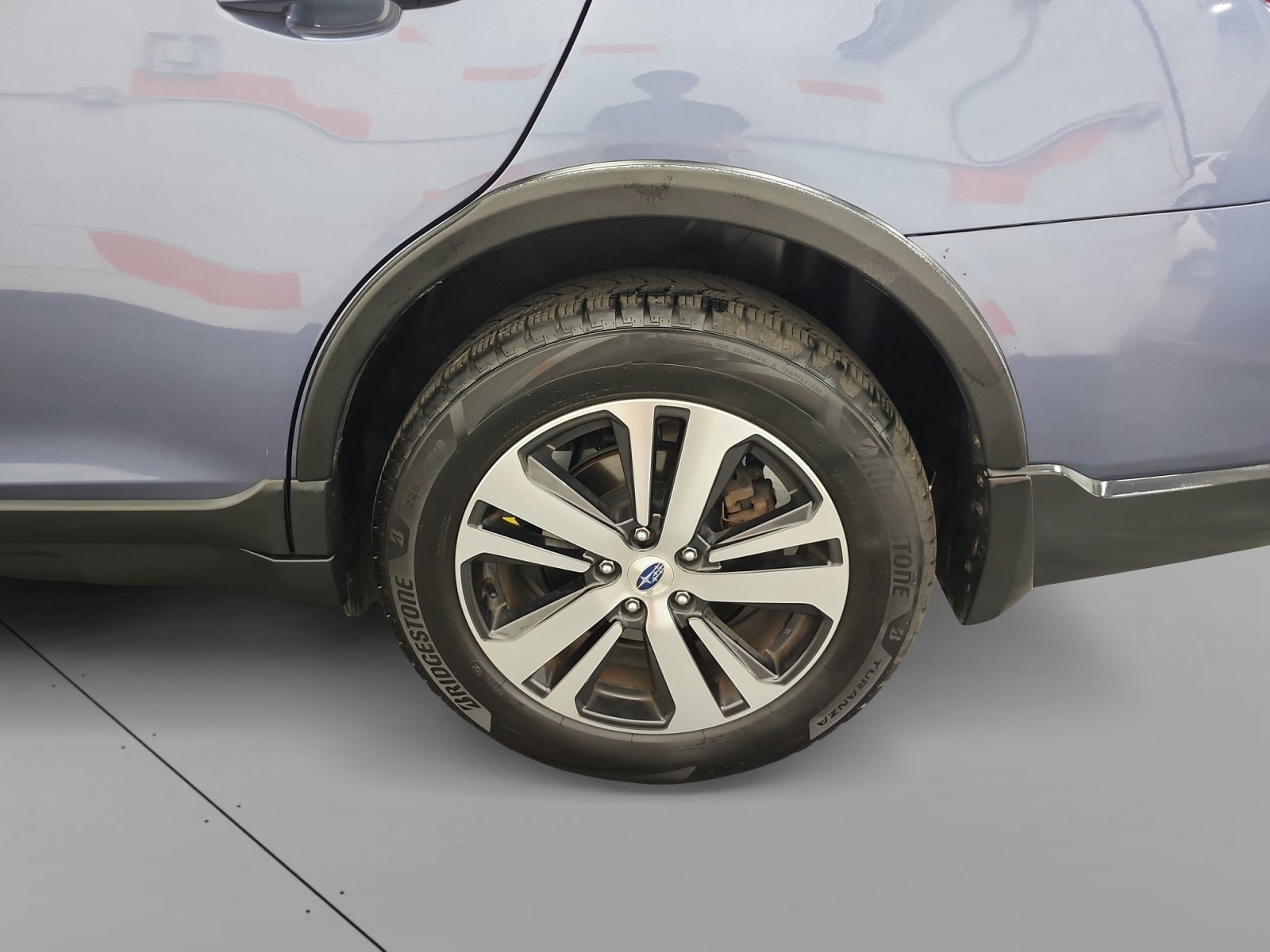 Used 2018 Subaru Outback 2.5i Limited AWD/4WD image 15