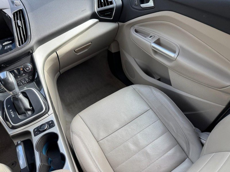 Used 2013 Ford Escape SEL image 15