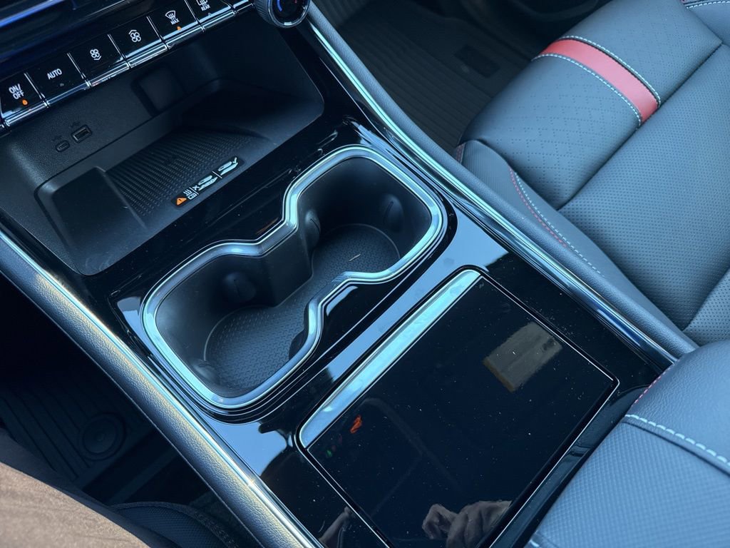 New 2026 Chevrolet Traverse RS w/ LPO, Floor Liner Package image 29