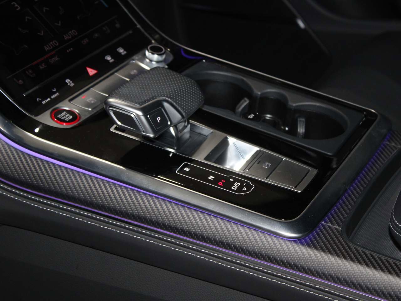 Used 2024 Audi SQ8 Premium Plus w/ S Sport Package image 12