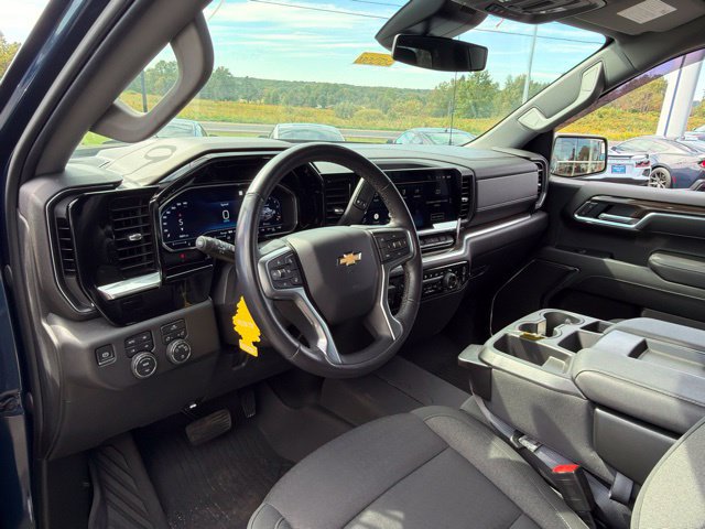 Used 2022 Chevrolet Silverado 1500 LT AWD/4WD image 21