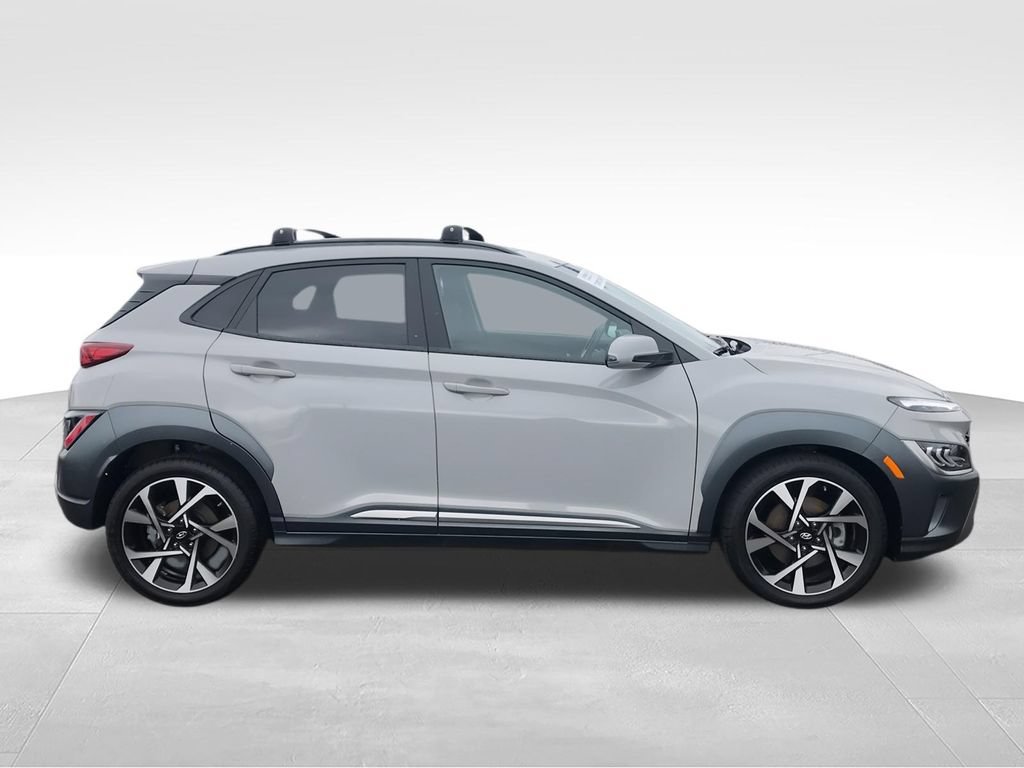 Used 2023 Hyundai Kona Limited AWD/4WD image 9