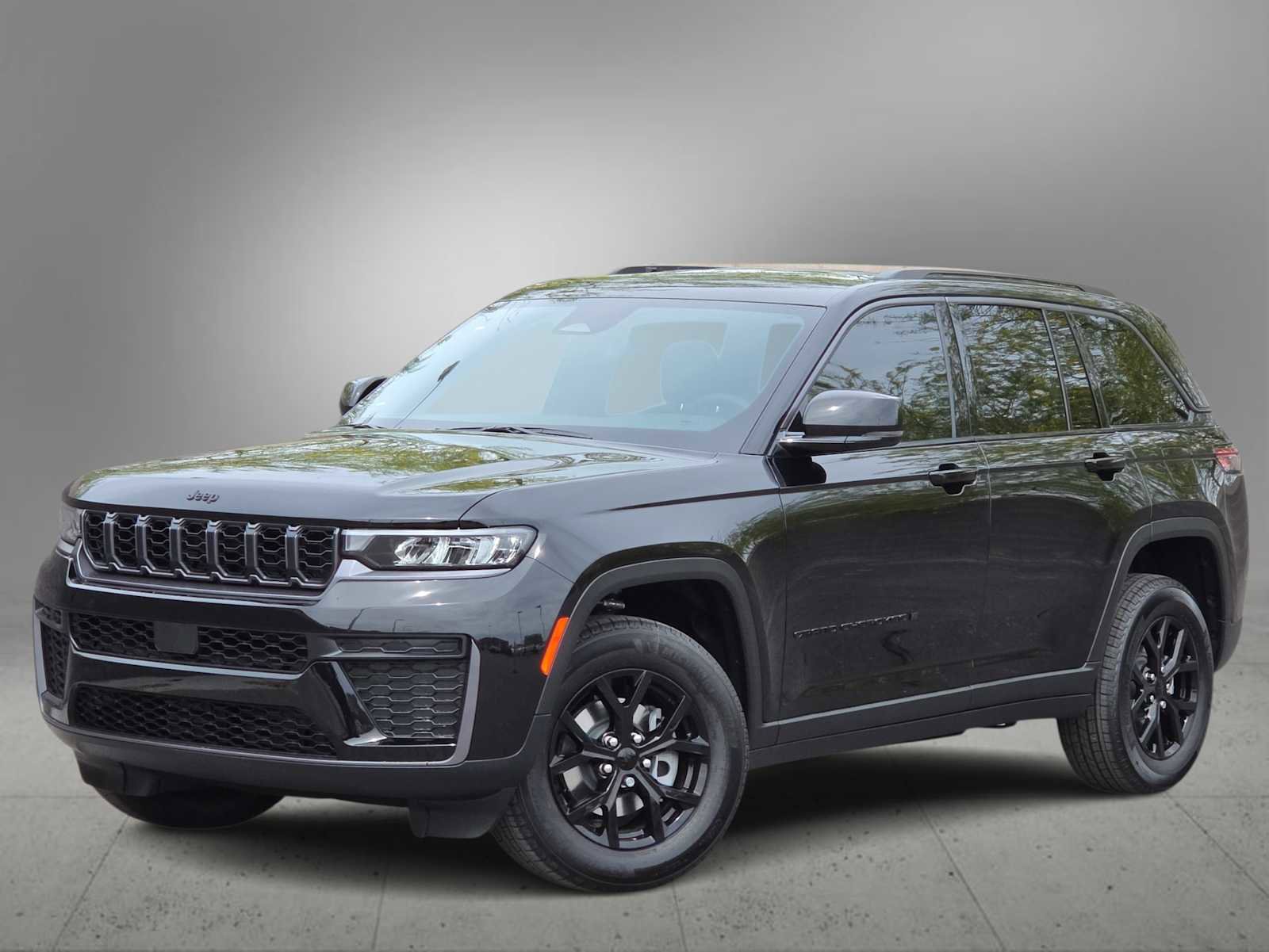 New 2026 Jeep Grand Cherokee Altitude AWD/4WD image 2