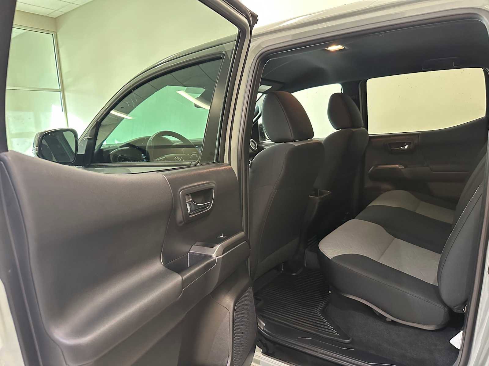 Certified 2022 Toyota Tacoma TRD Sport w/ Technology Package image 23