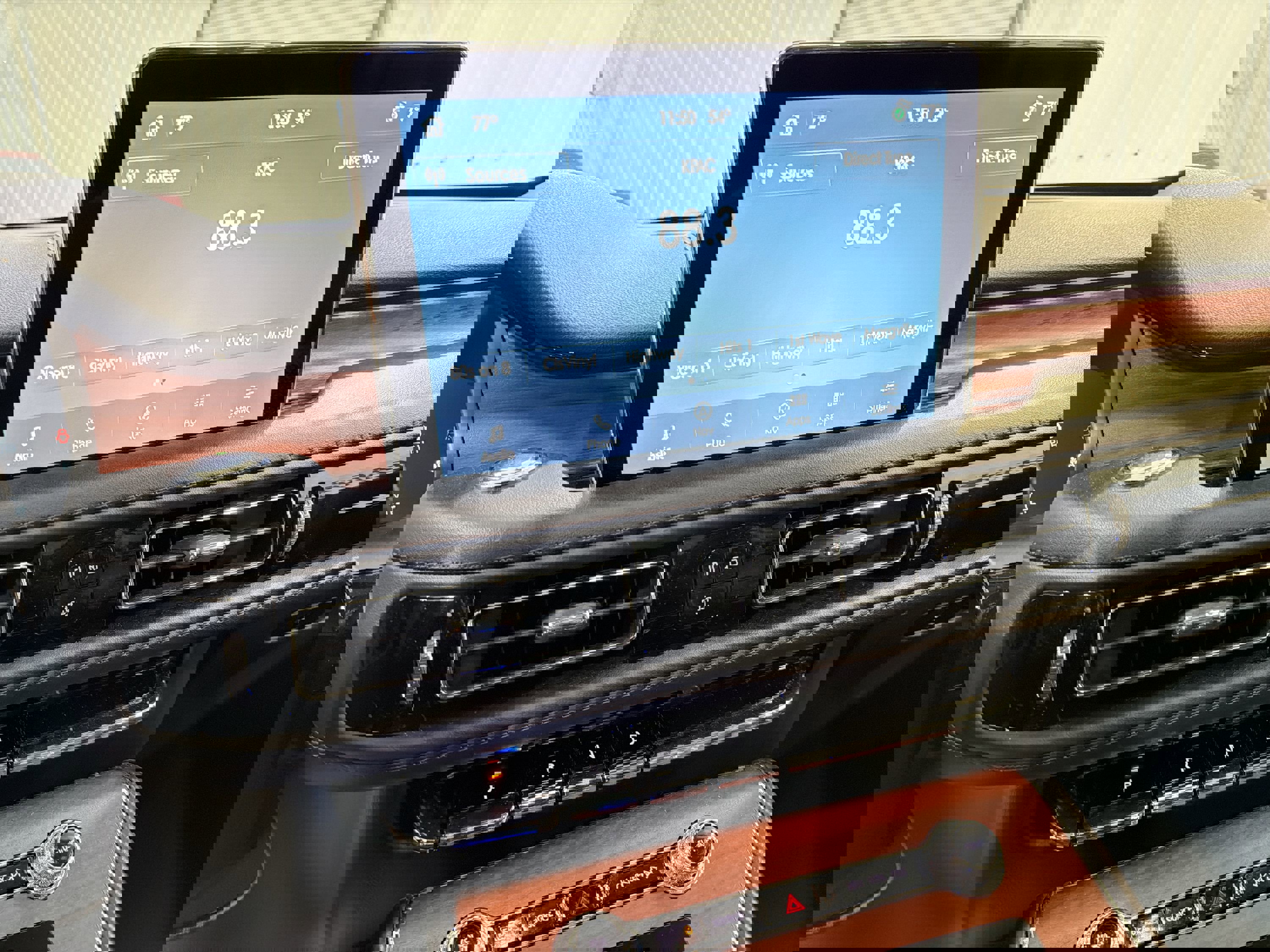 Used 2023 Lincoln Aviator Reserve w/ Equipment Group 201A image 17