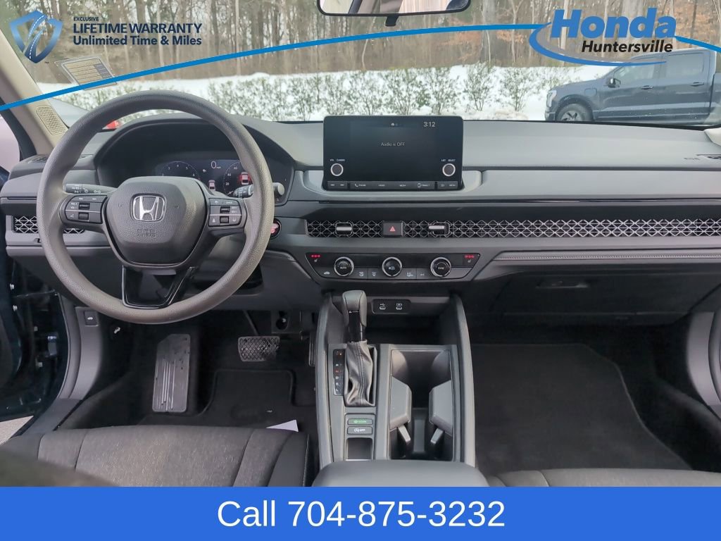 Used 2024 Honda Accord EX image 18