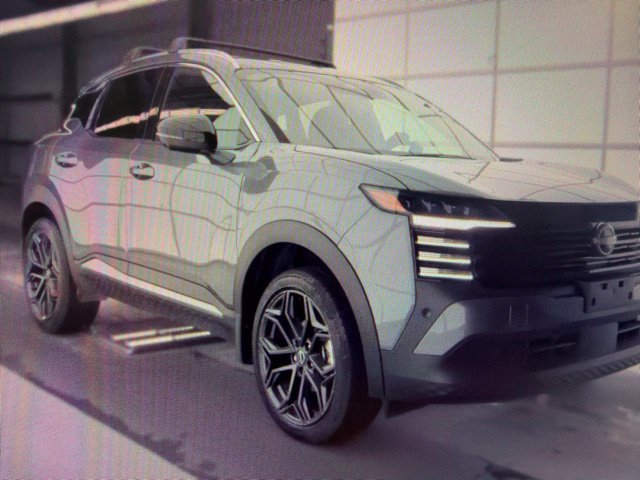 Used 2026 Nissan Kicks SR w/ SR Premium Package AWD/4WD image 12