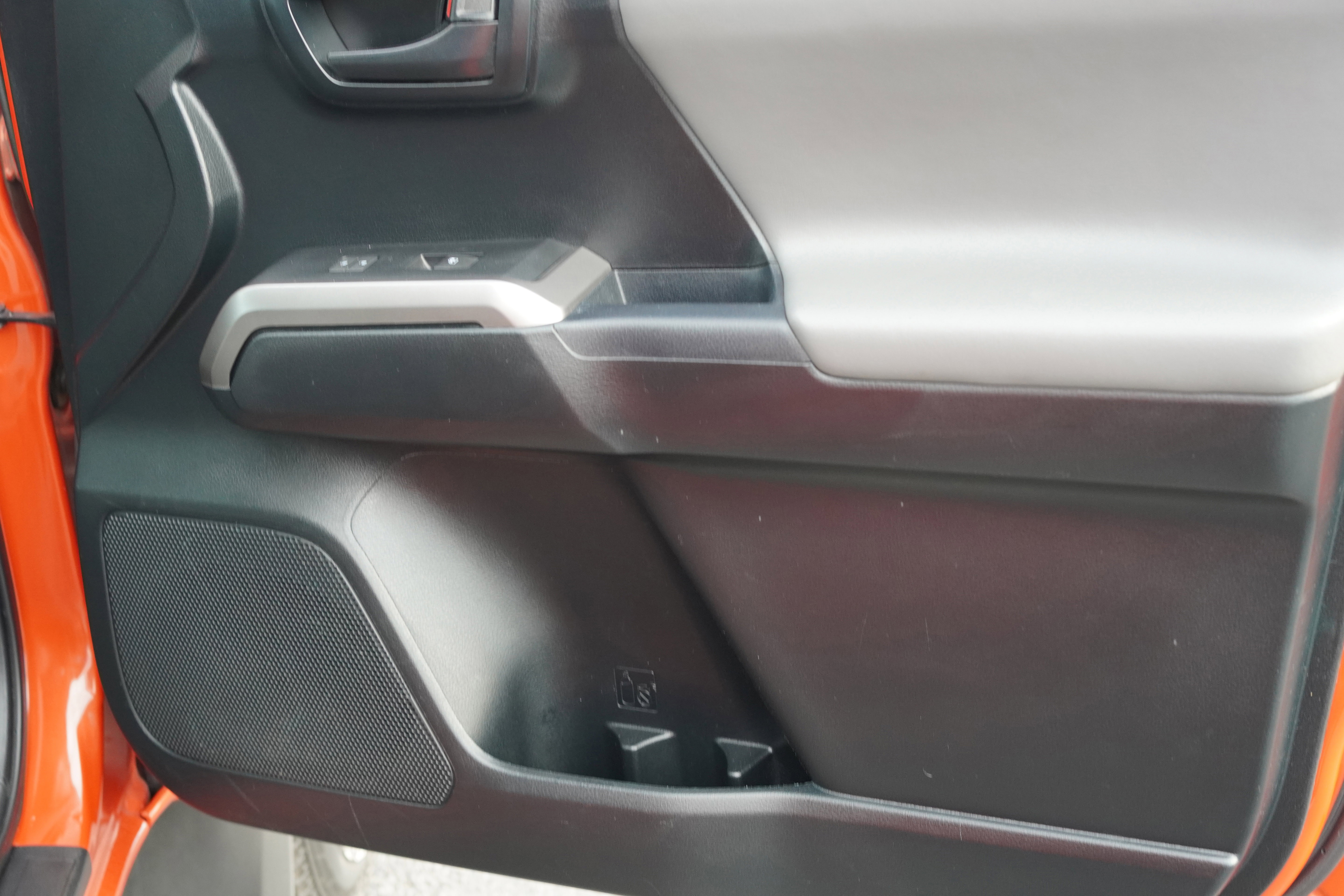 Used 2017 Toyota Tacoma SR5 image 23