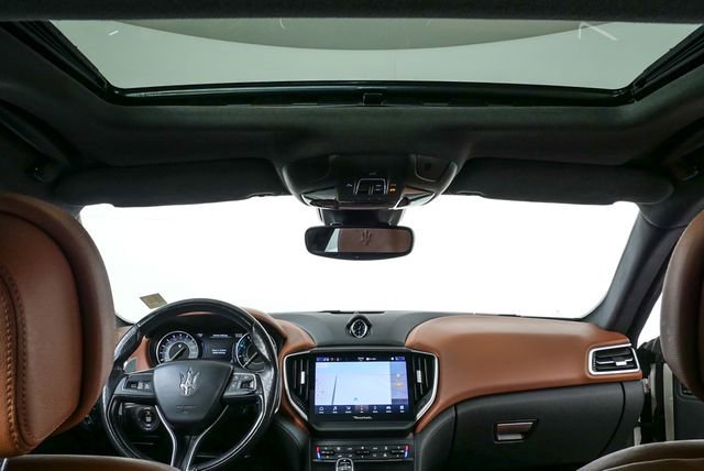 Used 2021 Maserati Ghibli S image 5
