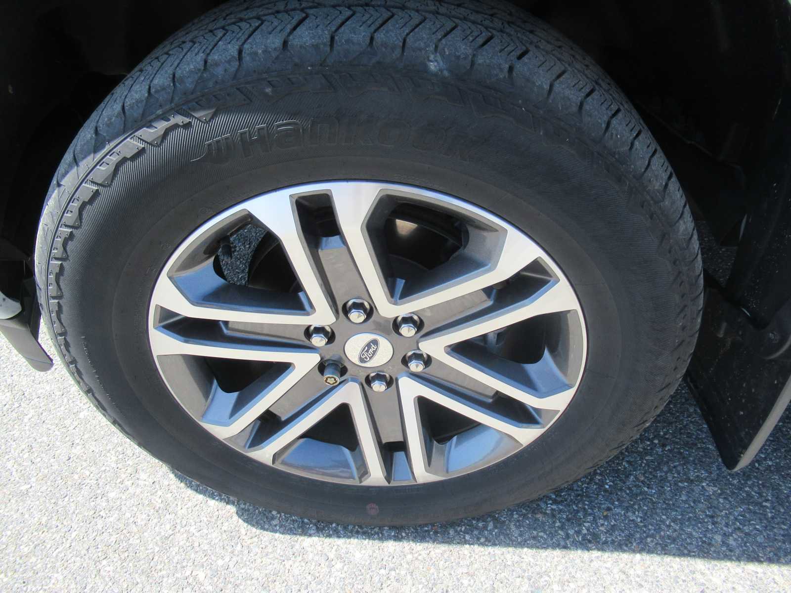 Used 2022 Ford F150 XL w/ STX Appearance Package image 10