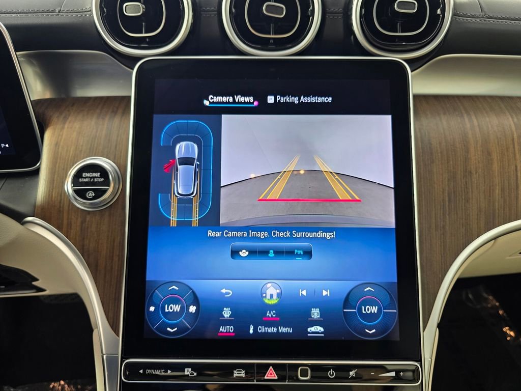 Used 2023 Mercedes-Benz GLC 300 4MATIC image 23