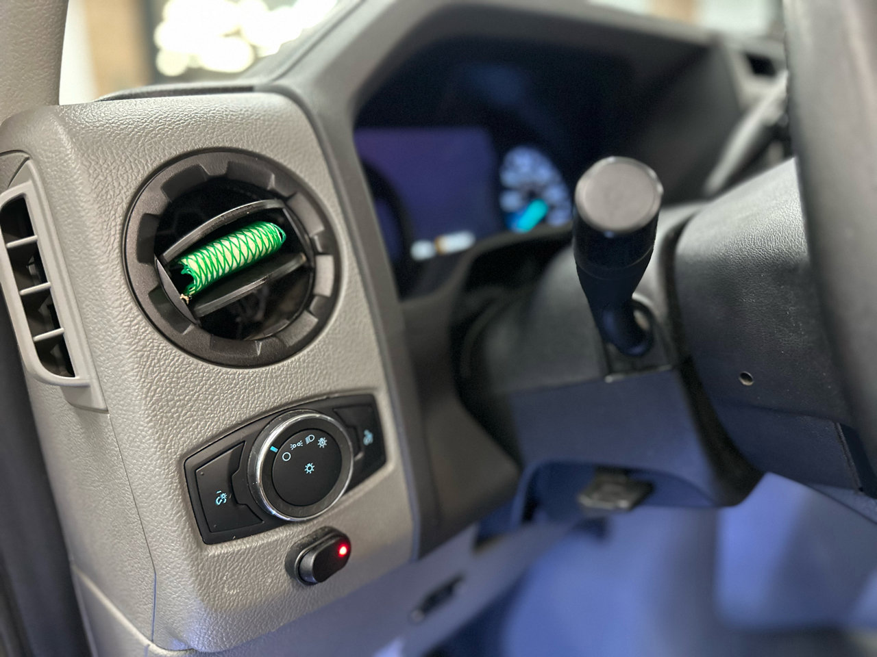 Used 2022 Ford E-450 and Econoline 450 Super Duty image 24