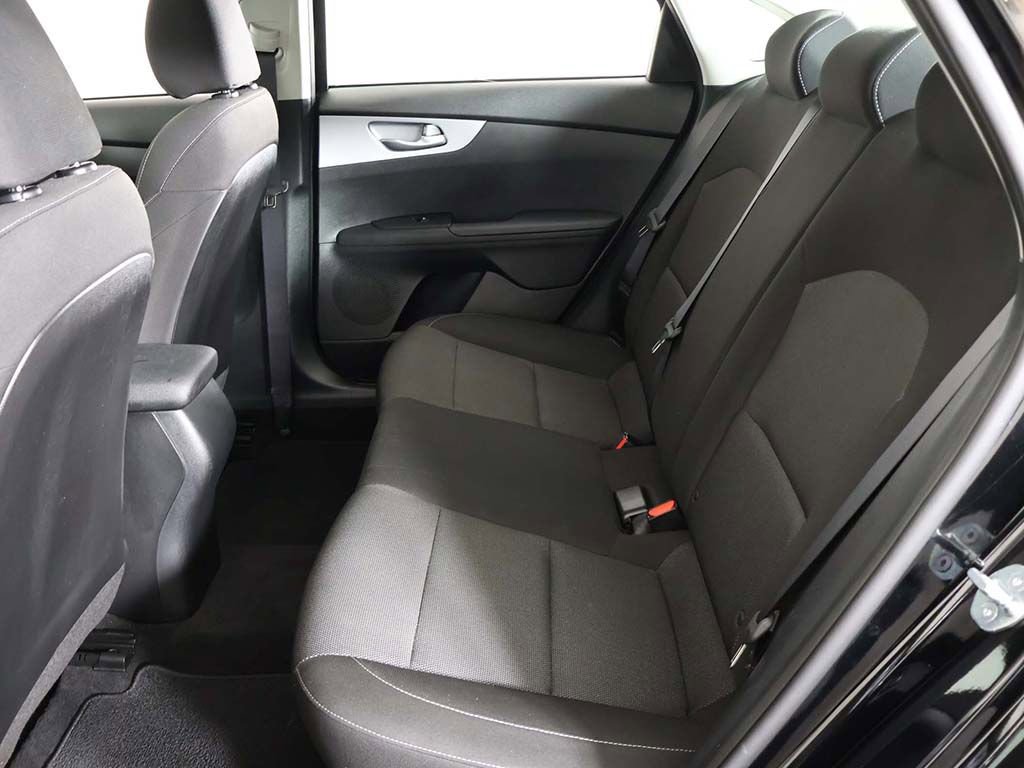 Used 2023 Kia Forte LXS w/ LXS Technology Package image 31