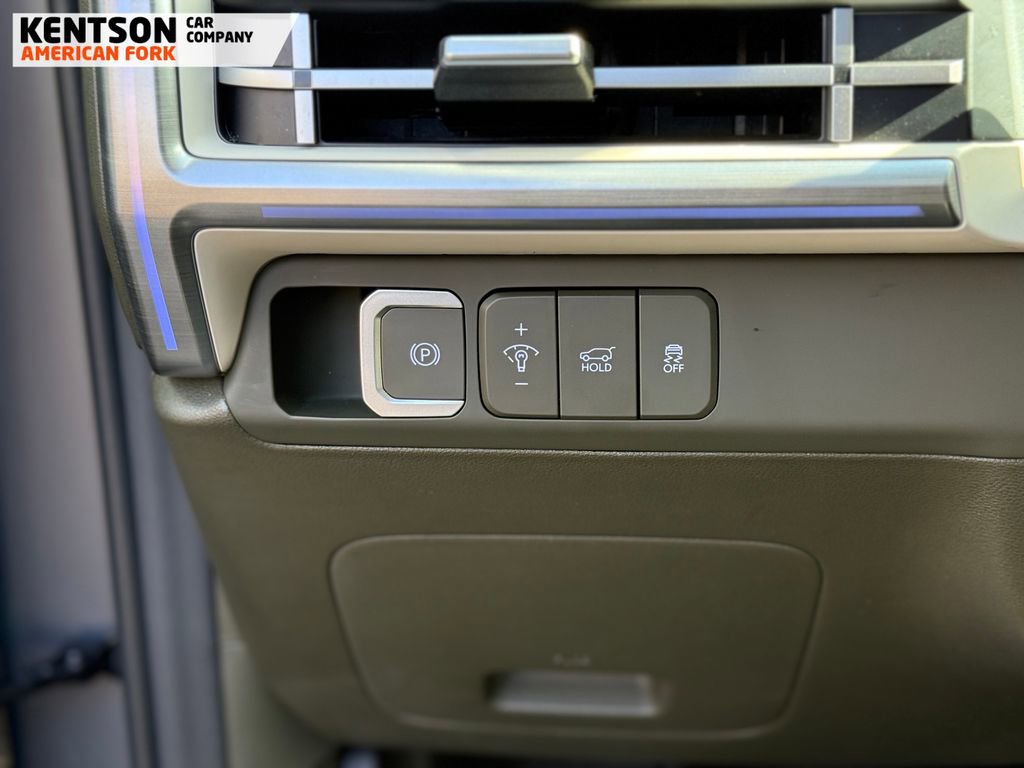 Used 2025 Hyundai Santa Fe Calligraphy image 22