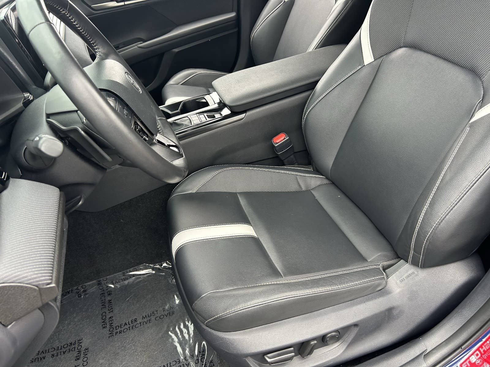 Used 2025 Toyota Camry SE FWD image 24