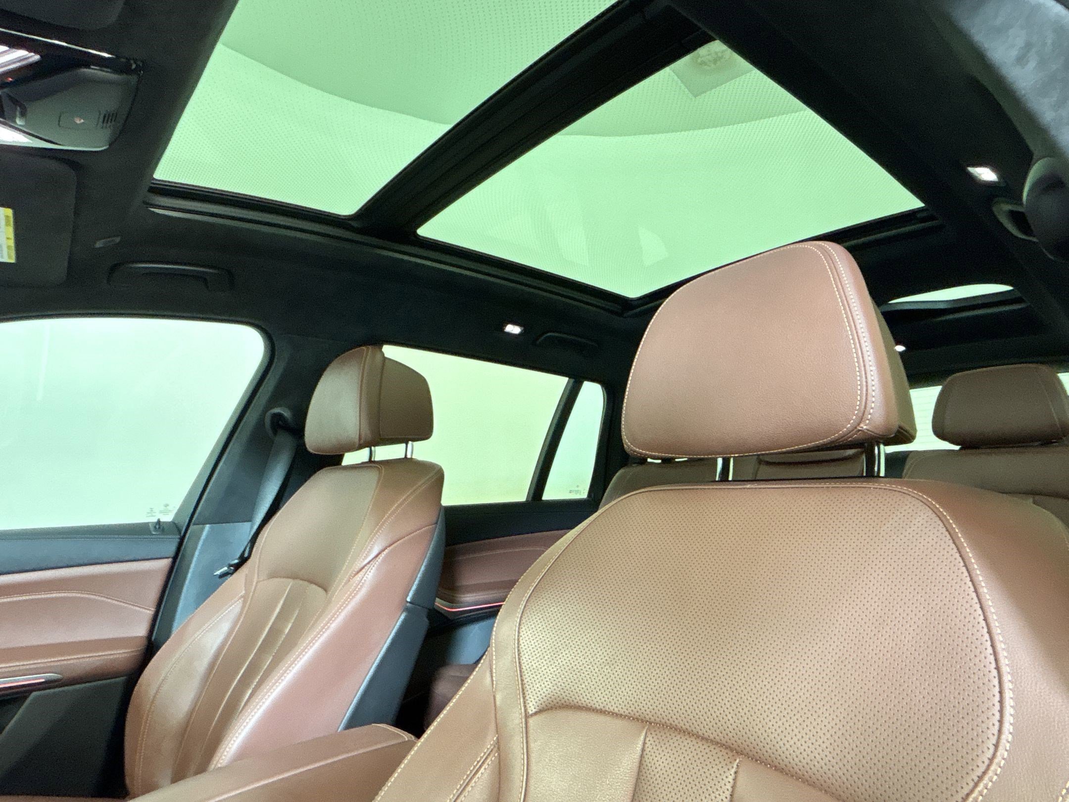 Used 2022 BMW X7 xDrive40i w/ M Sport Package image 12