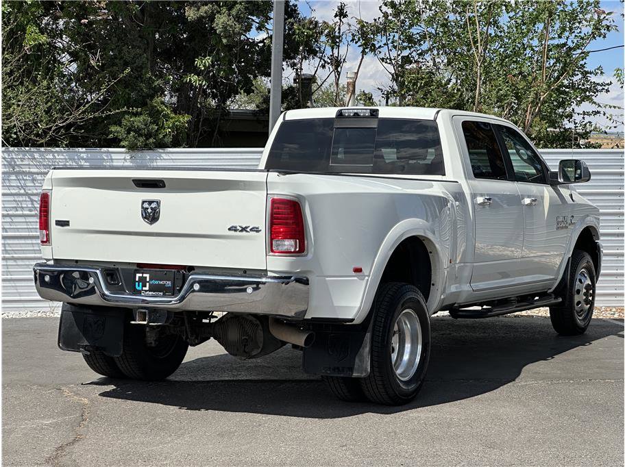 Used 2018 RAM 3500 Laramie AWD/4WD image 10