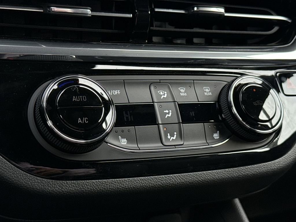 New 2026 Buick Envista Sport Touring w/ Convenience I Package FWD image 20