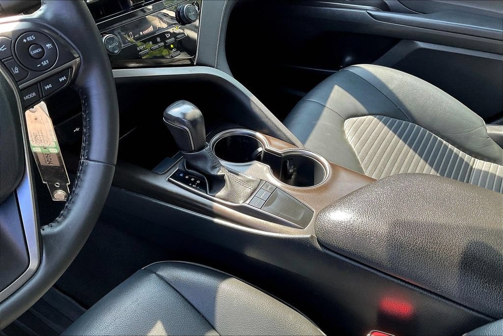 Used 2023 Toyota Camry SE FWD image 22