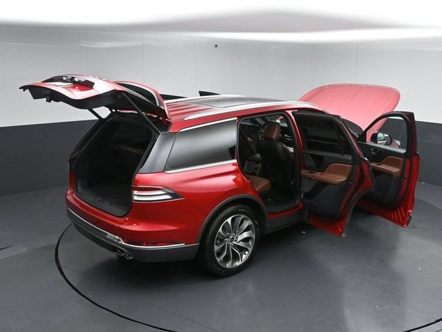 Certified 2025 Lincoln Aviator Reserve w/ Illumination Package AWD/4WD image 61