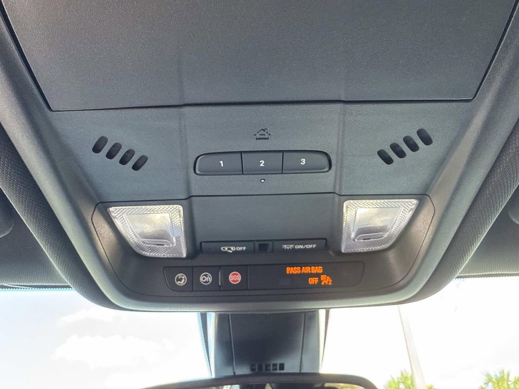 Used 2025 Chevrolet Blazer RS w/ Enhanced Convenience Package image 48