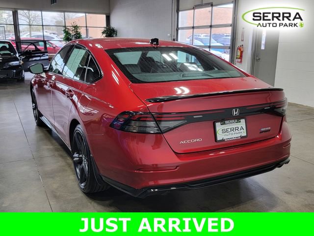 Used 2023 Honda Accord Sport image 7