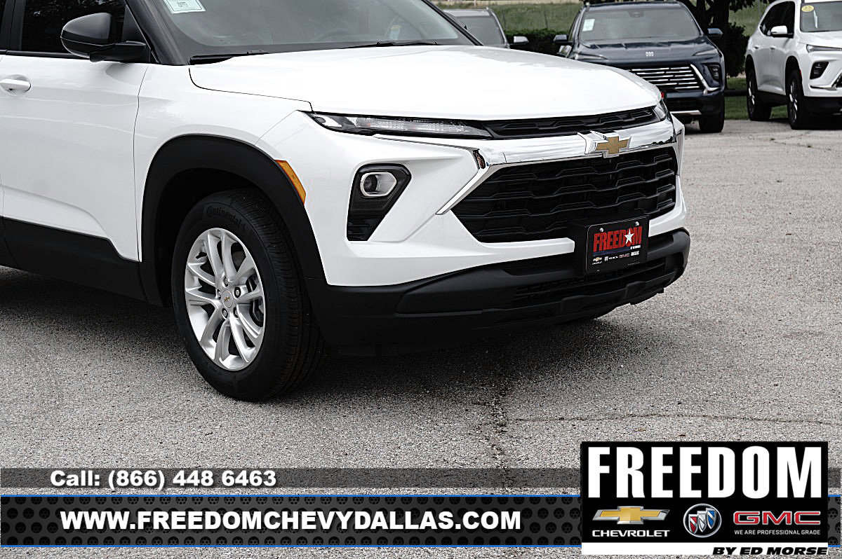 New 2026 Chevrolet TrailBlazer LS w/ LS Convenience Package FWD image 38