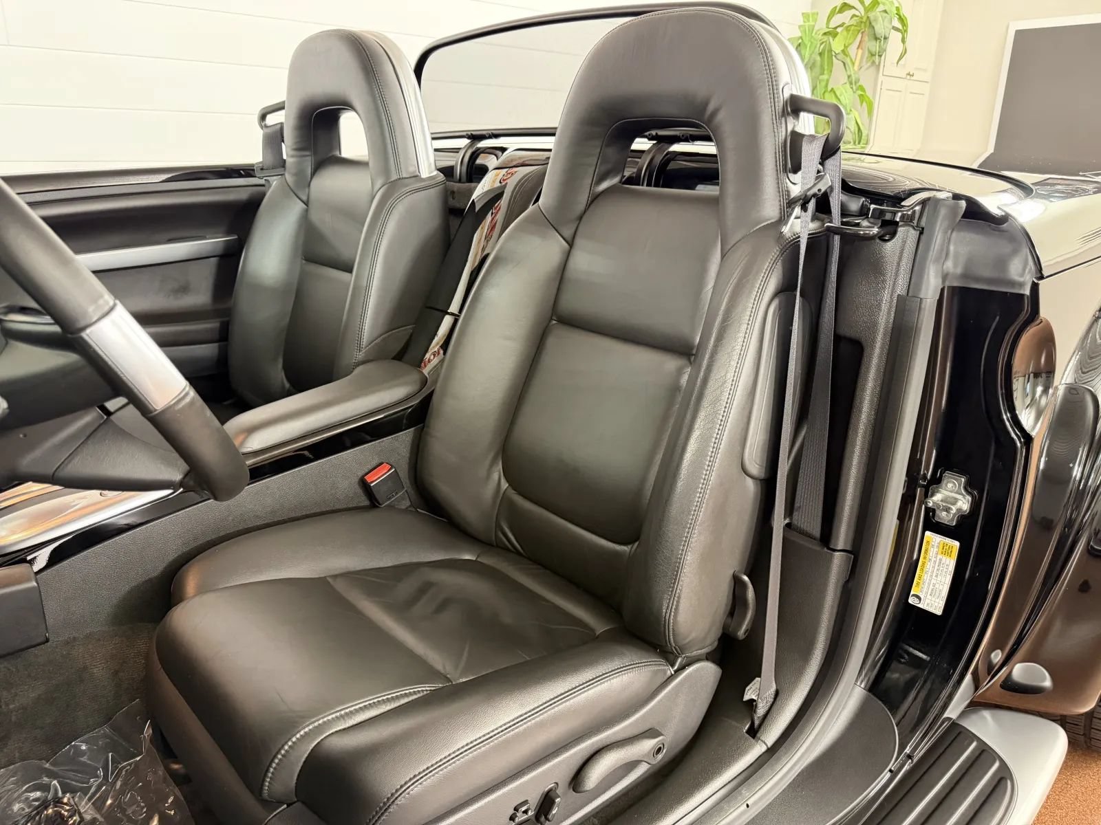 Used 2006 Chevrolet SSR w/ Preferred Equipment Group RWD image 15