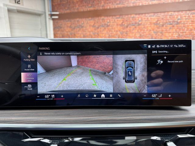 Used 2026 BMW X5 xDrive40i w/ Climate Comfort Package image 21