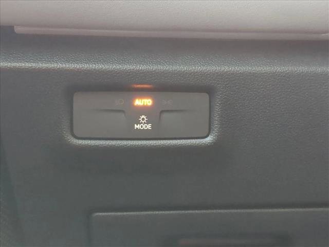 New 2026 Volkswagen Tiguan SE image 15