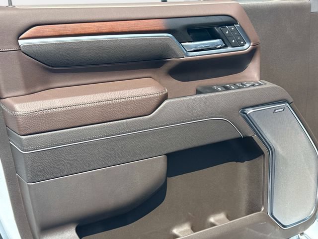 New 2026 GMC Sierra 3500 Denali w/ Denali Reserve Package AWD/4WD image 14