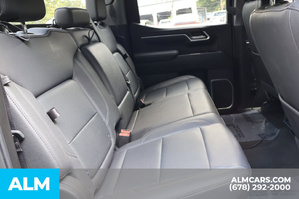 Used 2025 GMC Sierra 1500 SLT RWD image 21