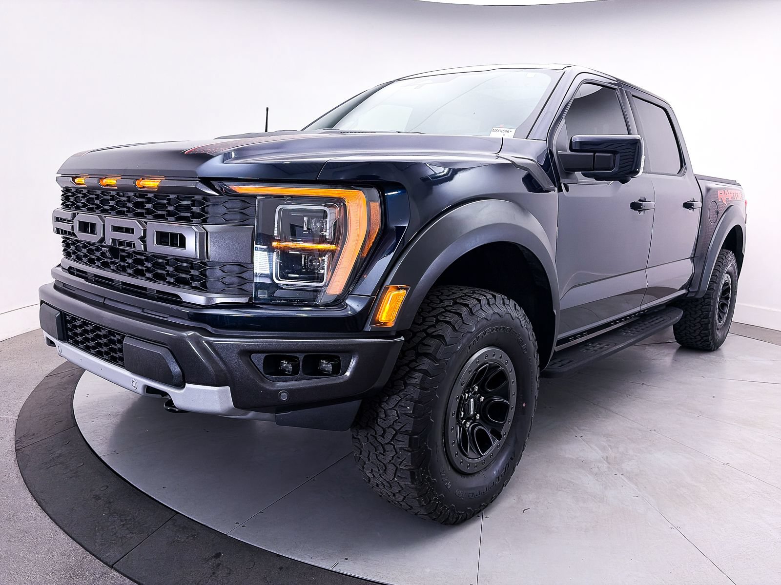 Used 2022 Ford F150 Raptor w/ Equipment Group 801A High AWD/4WD image 15