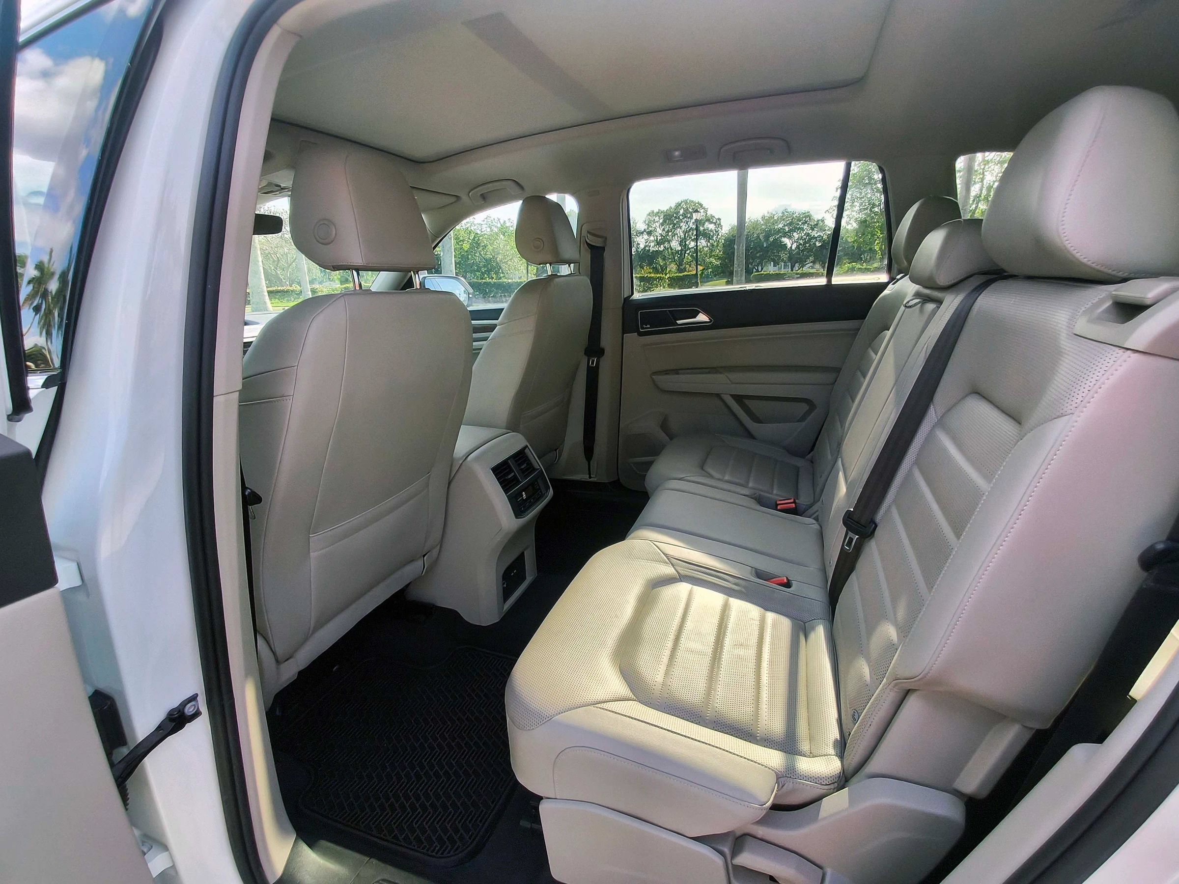 Used 2019 Volkswagen Atlas SEL Premium AWD/4WD image 11