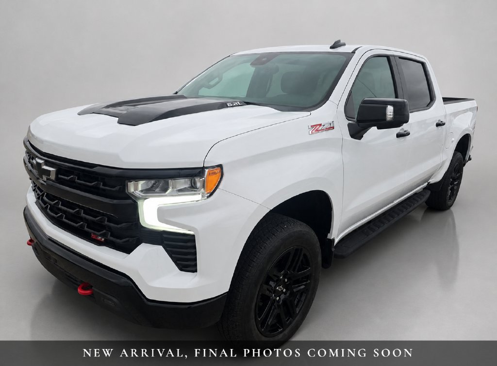 Used 2023 Chevrolet Silverado 1500 LT Trail Boss w/ LT Trail Boss Premium Package AWD/4WD image 1
