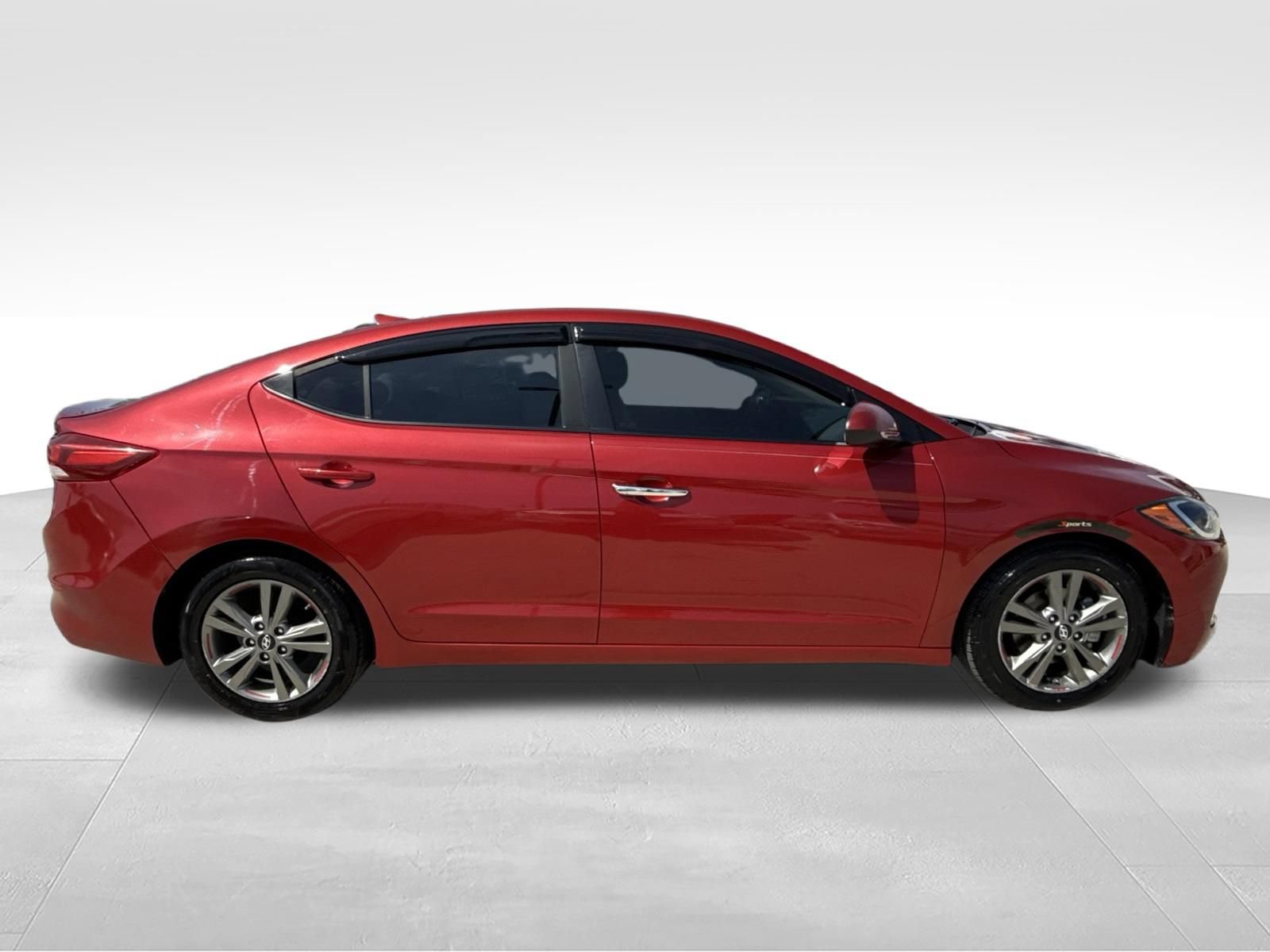Used 2017 Hyundai Elantra SE w/ SE A/T Tech Package 03 FWD image 4