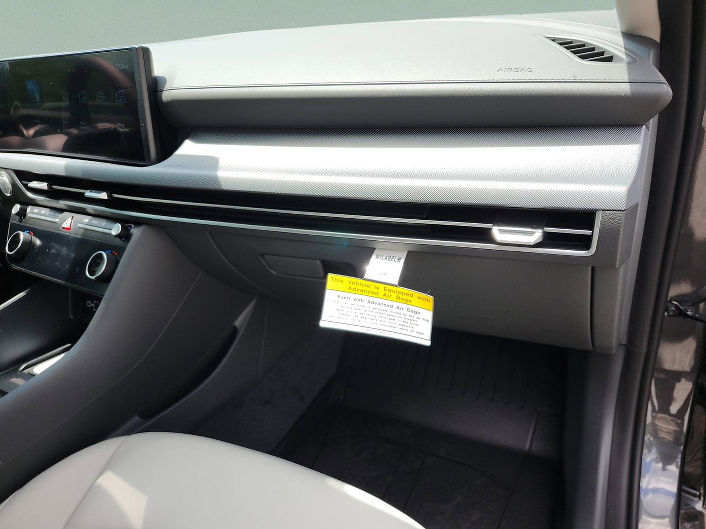 New 2026 Hyundai Sonata SEL FWD image 19