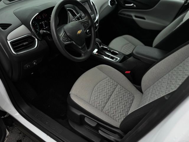Used 2023 Chevrolet Equinox LS image 16