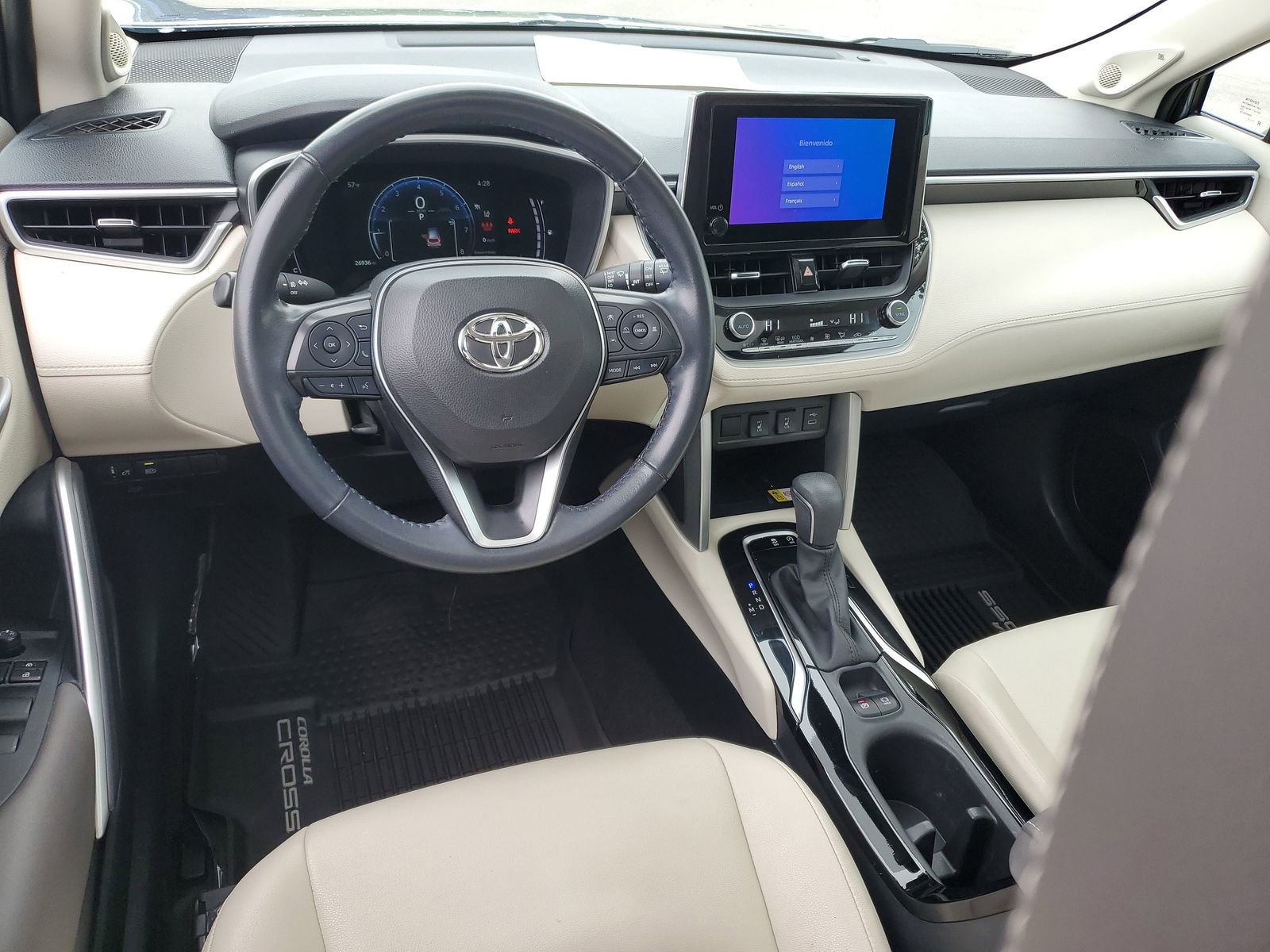 Certified 2023 Toyota Corolla Cross XLE w/ Convenience Package FWD image 9