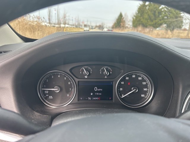 Used 2023 Buick Enclave Essence image 15