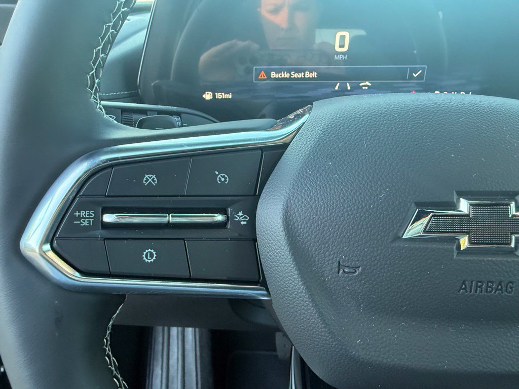 New 2027 Chevrolet Traverse LT w/ Midnight/Sport Edition FWD image 28