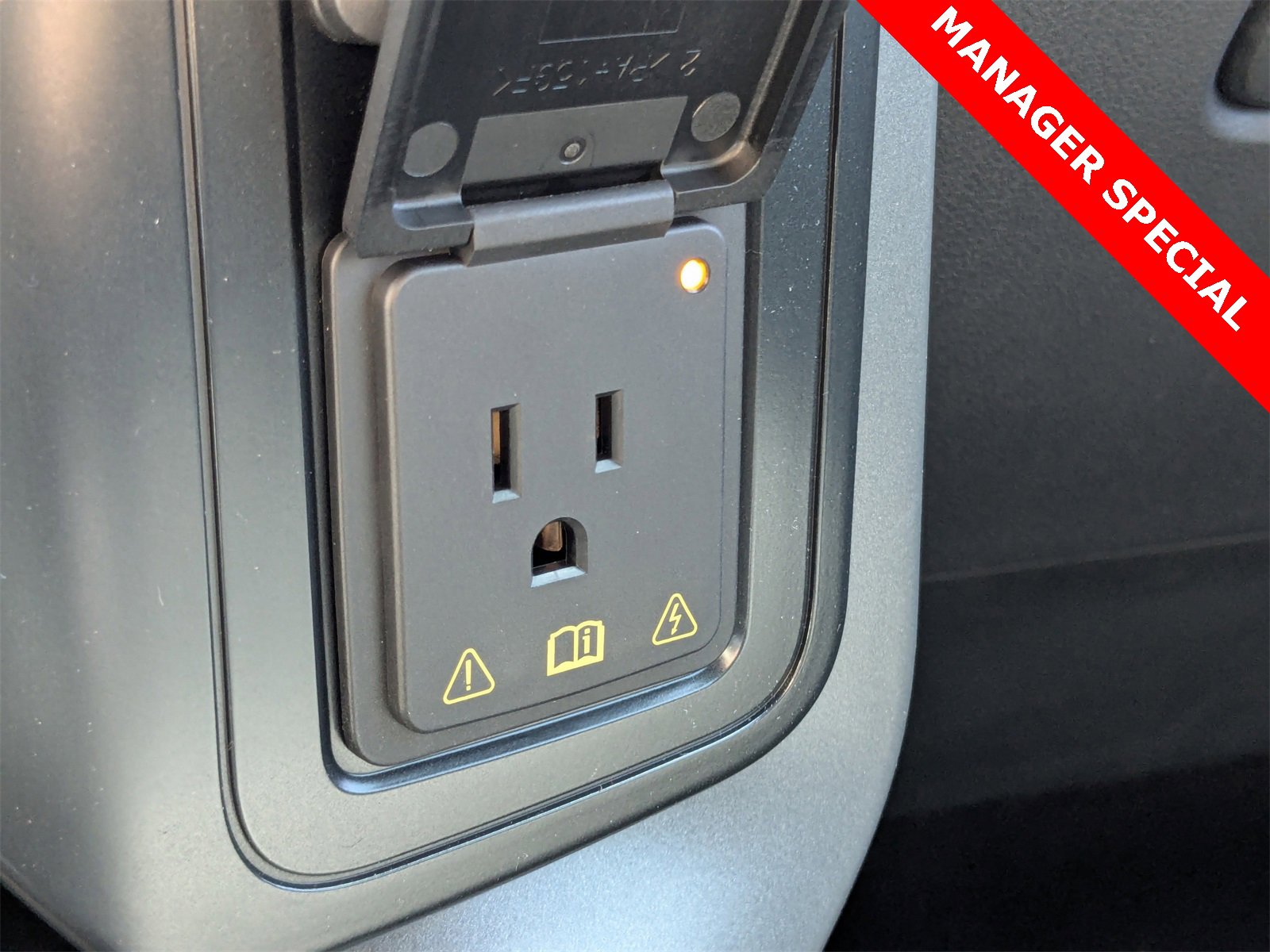 New 2025 Ford F150 Lariat w/ Equipment Group 502A High image 17