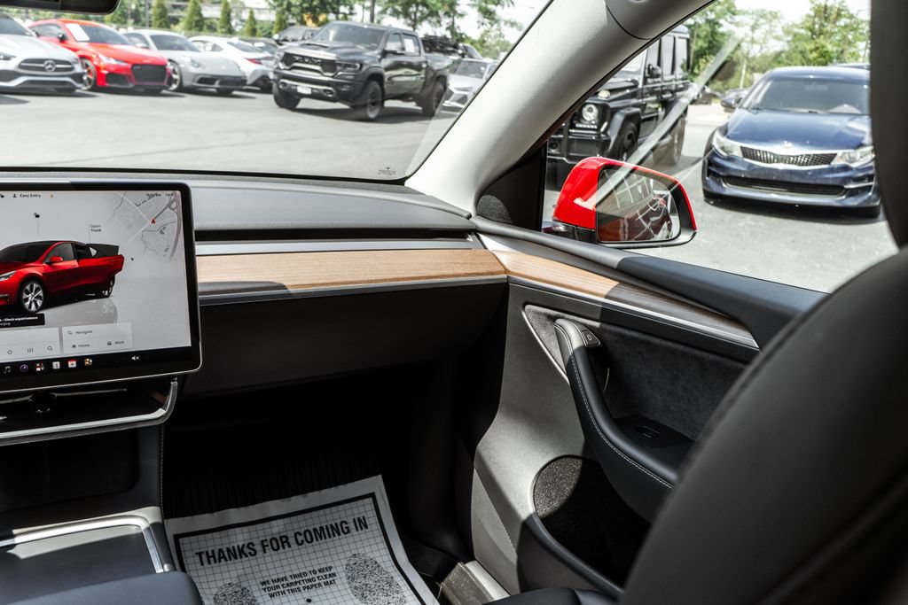 Used 2023 Tesla Model Y Long Range AWD/4WD image 13