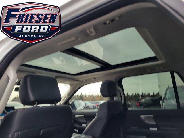 Used 2025 Ford Expedition Max Platinum AWD/4WD image 29