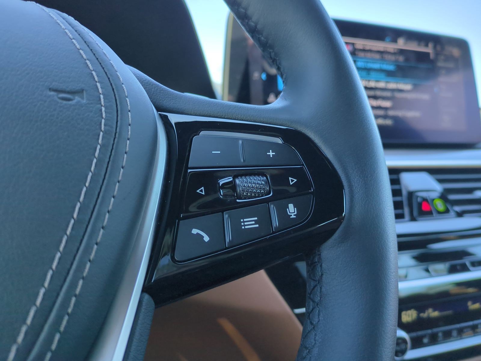 Certified 2023 BMW 530e xDrive 530e xDrive w/ Premium Package image 20