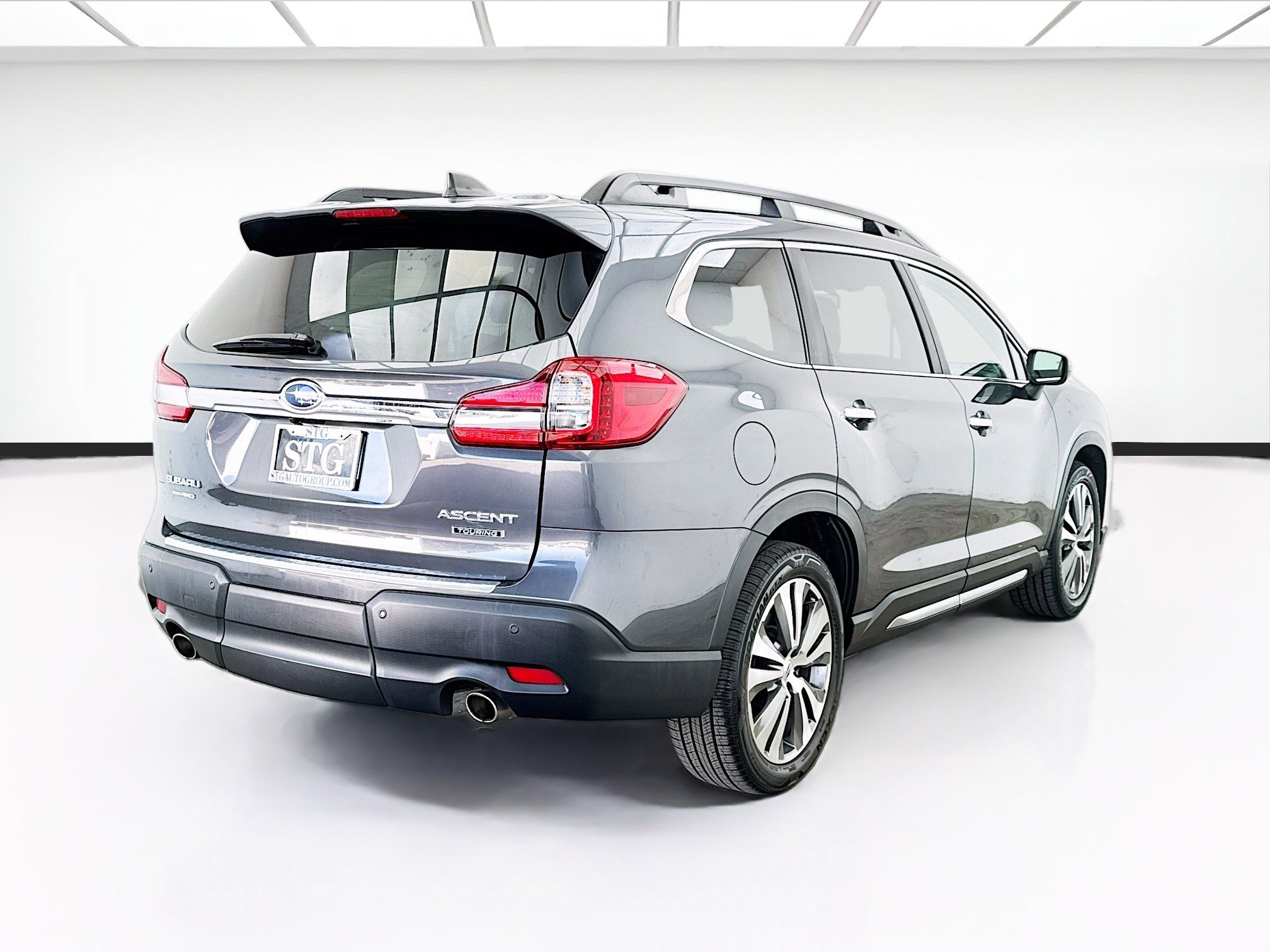 Used 2022 Subaru Ascent Touring AWD/4WD image 4