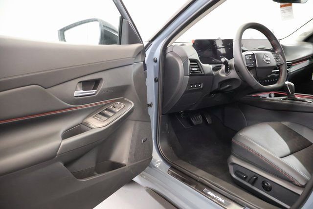 New 2026 Nissan Sentra SR w/ SR Premium Package FWD image 8