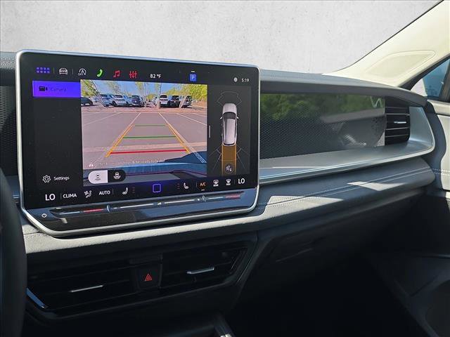 New 2026 Volkswagen Tiguan SE FWD image 15