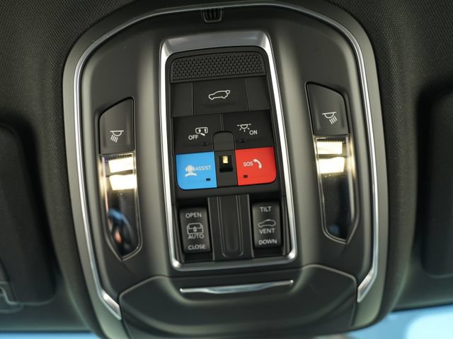New 2026 Jeep Grand Cherokee Altitude AWD/4WD image 36