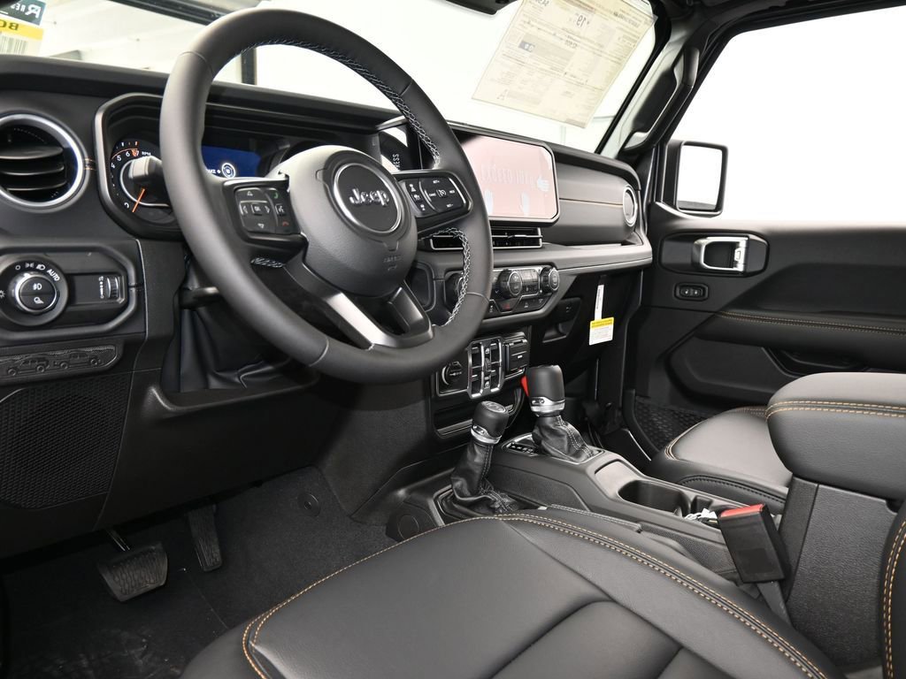 New 2026 Jeep Gladiator Sahara image 12